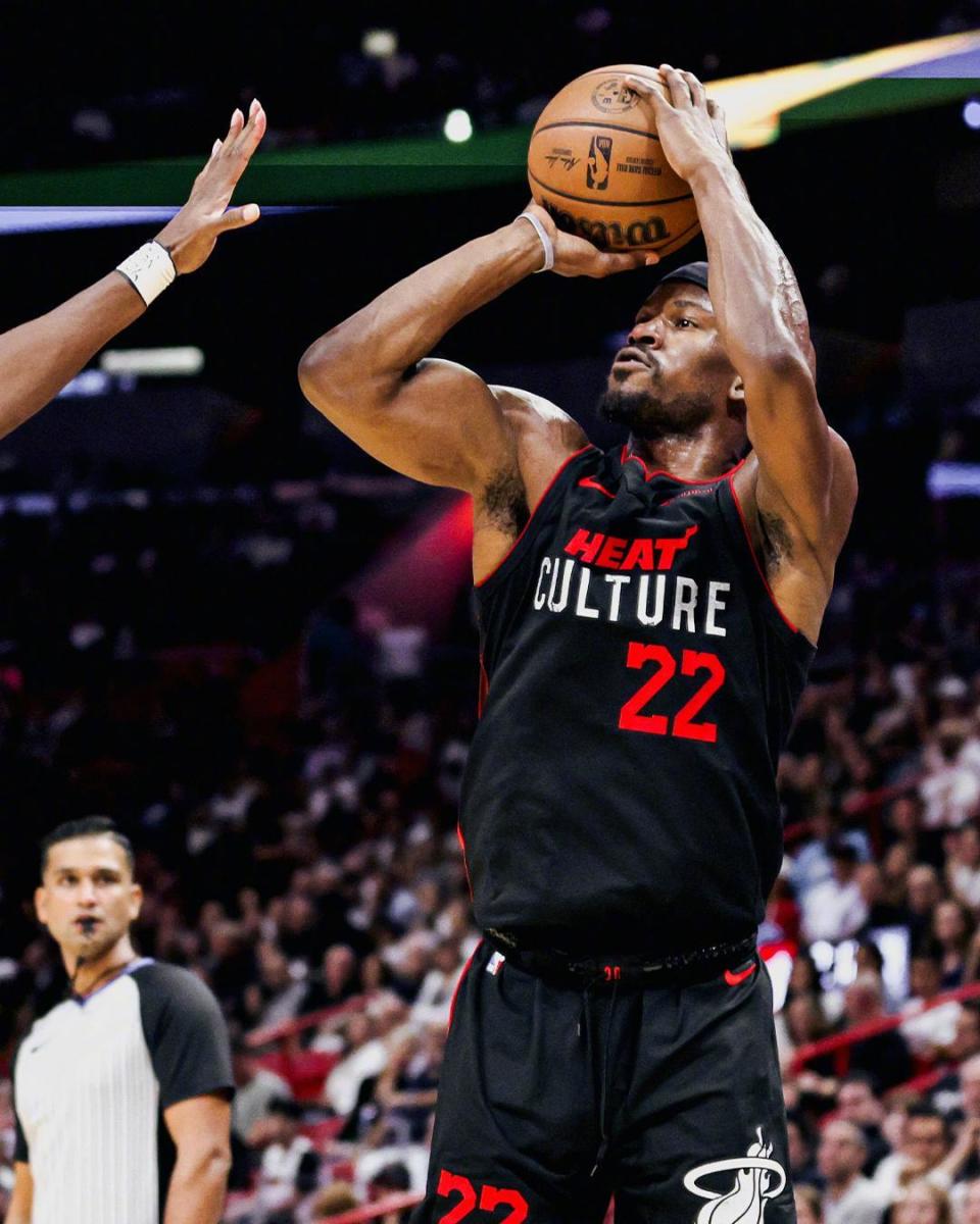 冲到东3仅次绿费 巴特勒36分创赛季新高-腾讯新闻