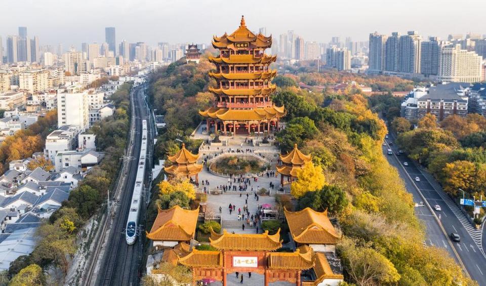重庆和武汉都常去,武汉文旅为何没有重庆那么火?