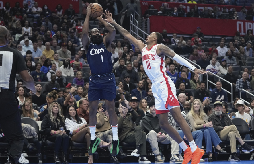 哈登2497快船首胜31准绝杀终结6连败坐地板疯狂庆祝