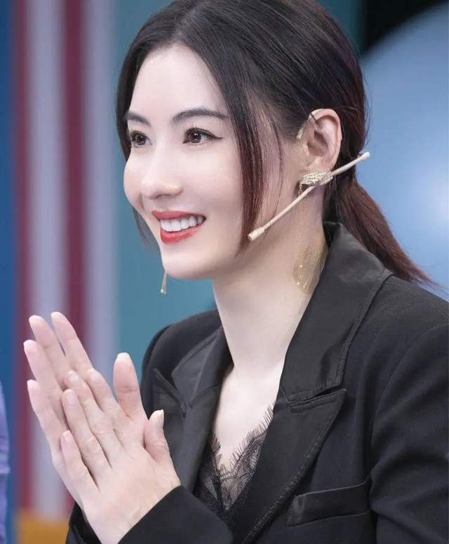 《歌手2024》那英拿下第二名,张柏芝调侃:亚当补位会更紧张吗?