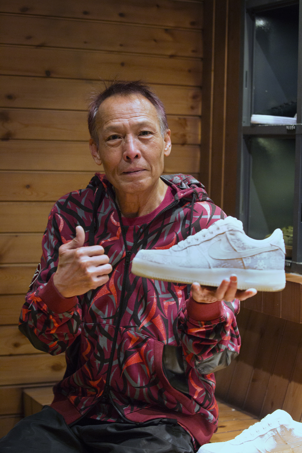 陈冠希助理龙哥去世,当年是他拿电脑去维修,二人情同父子_腾讯新闻