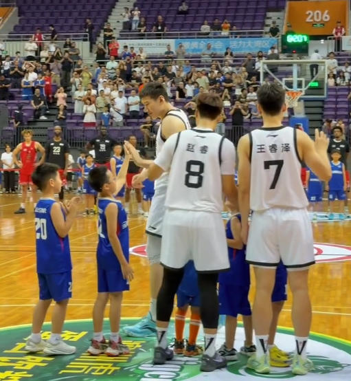 自宣复出！新疆队李炎哲：漫长半年终于过去，重回赛场感觉真好