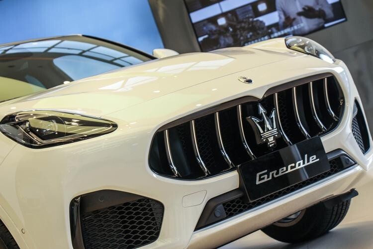 小米su7保费超玛莎拉蒂,新能源车如何买保险才划算?