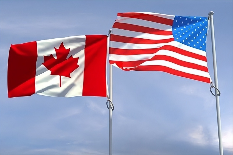 (加拿大国旗和美国国旗)加拿大想当"枢纽"加拿大表现得如此积极,是