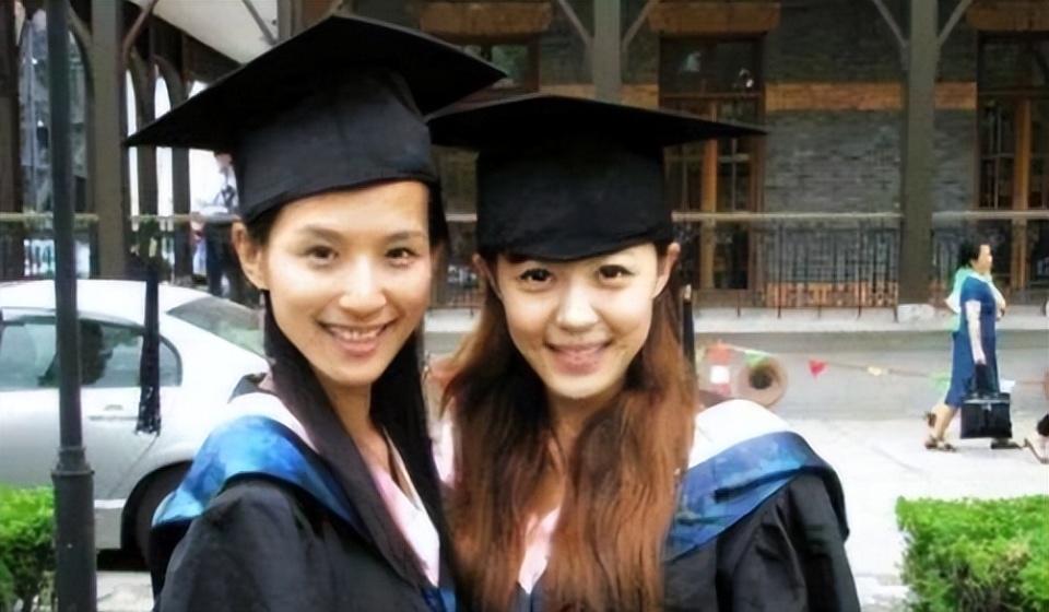 李金铭顺利考入上戏,和郑恺,陈赫,娄艺潇,孙艺洲等人成为同班同学