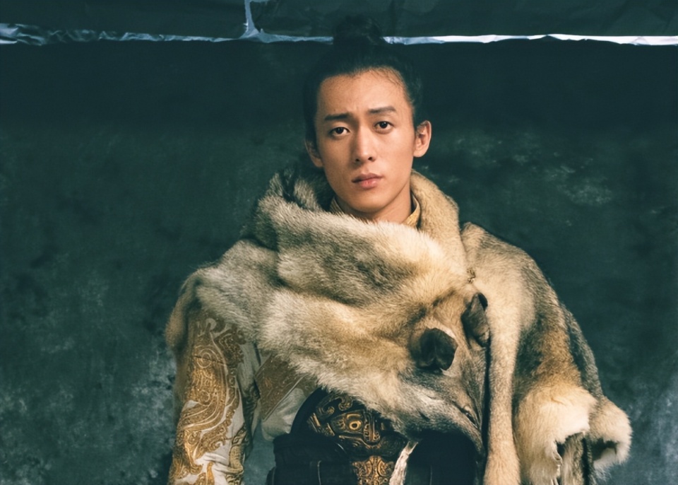 从《乔家的儿女》到《封神》，“装王演技”大火，侯雯元由此出圈_腾讯新闻