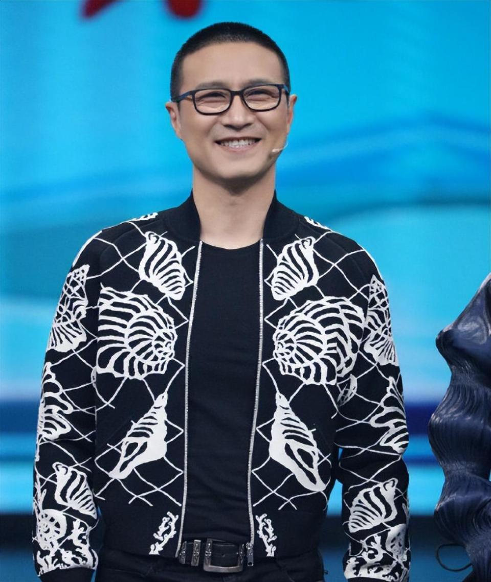 54岁"拥有"过5个女人,汪峰最大魅力,可能就连男人都扛不住!