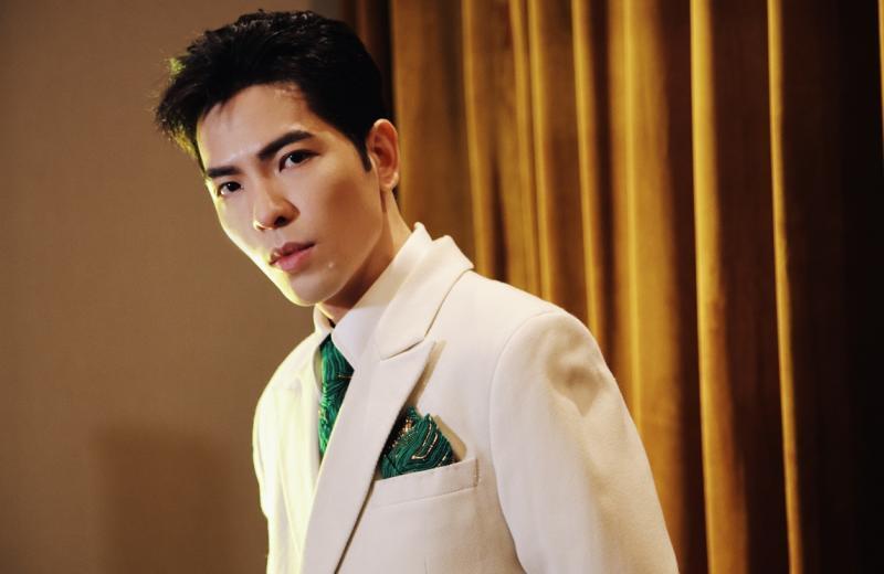 当同事跟他说,下周的行程很可怕,萧敬腾只是看了她一眼……文