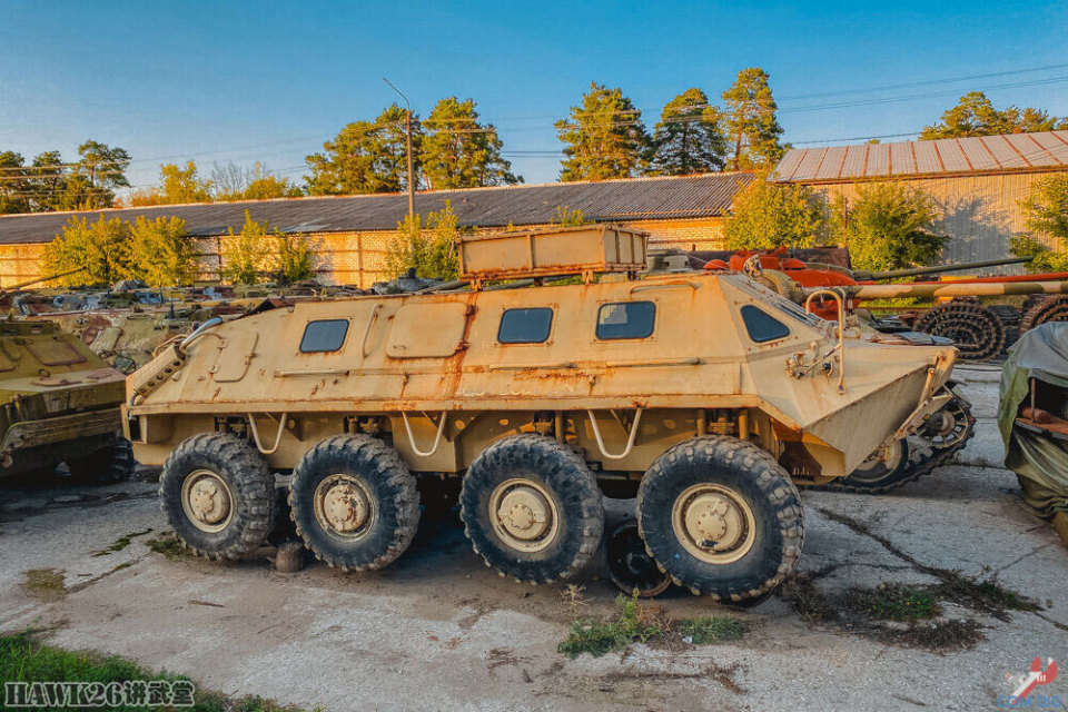 探访:乌克兰首都基辅的退役武器仓库 大批坦克装甲车在这里生锈_腾讯
