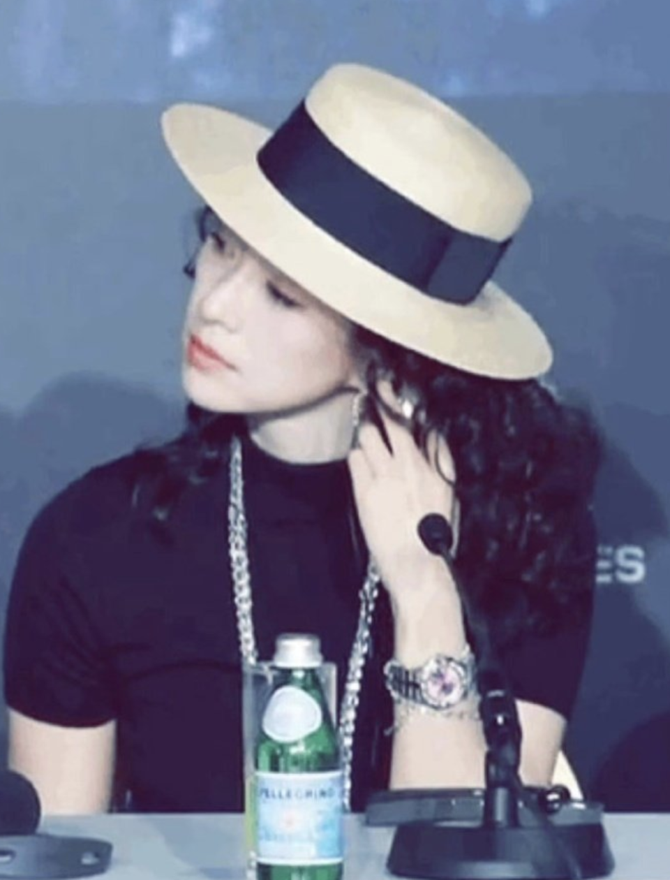 清场走红毯,质问陈可辛!江湖地位,在章子怡身上体现得淋漓尽致