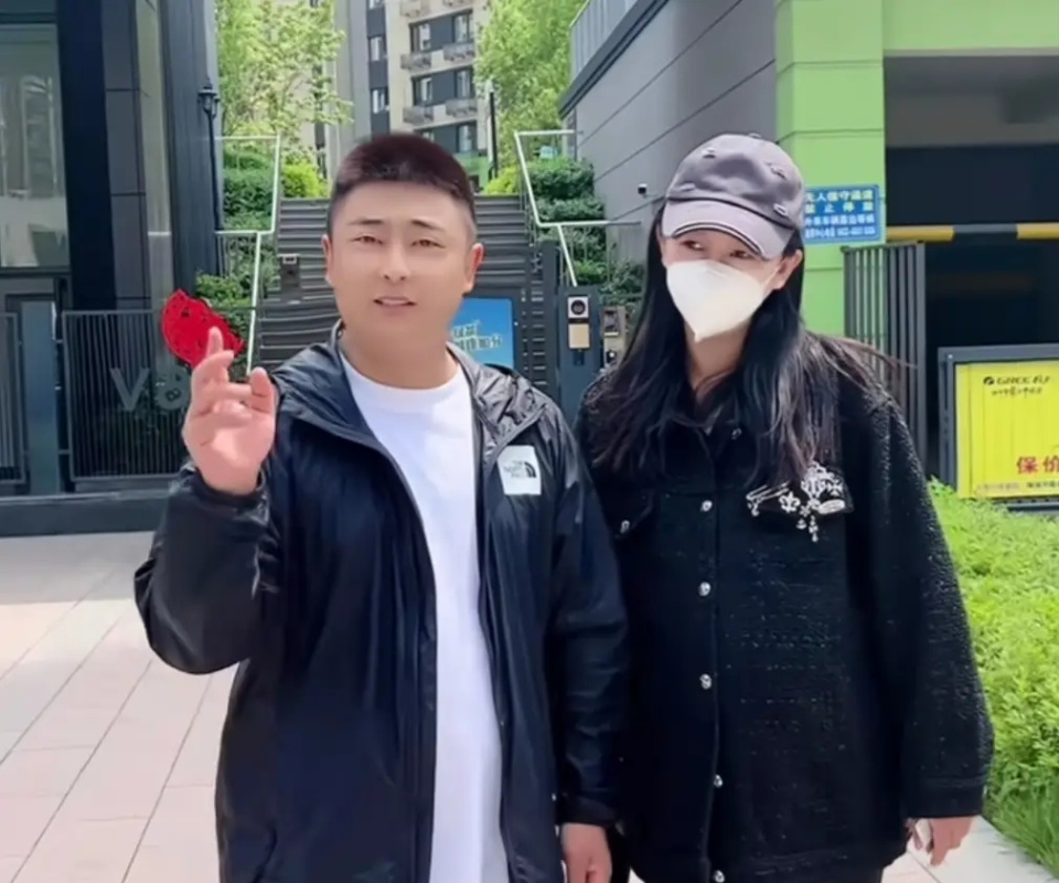 曝刘小光儿子惹麻烦了!