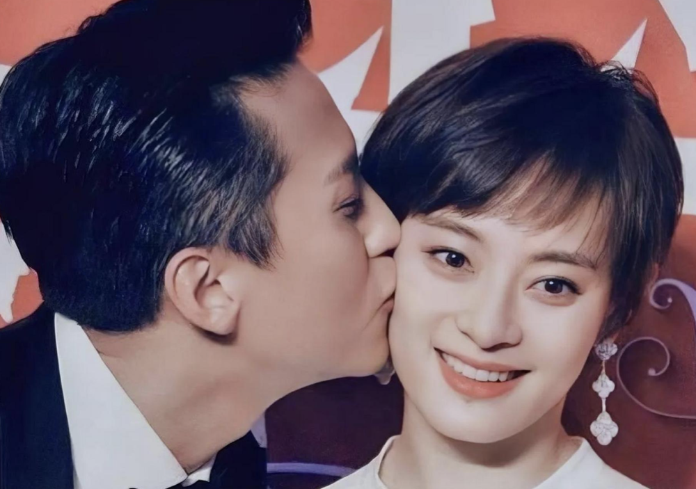 鹿晗和关晓彤结婚接吻图片
