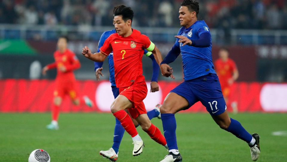 国足利好!冲击世界杯关键之战 三大神锋火线驰援