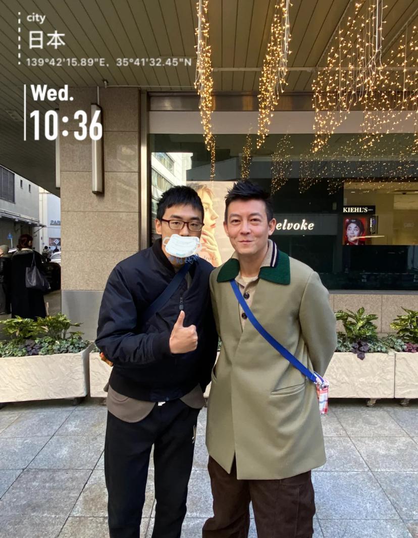 陈冠希晒与梁朝伟合照,二人同框似同龄人,陈冠希近状显憔悴-cw资讯网