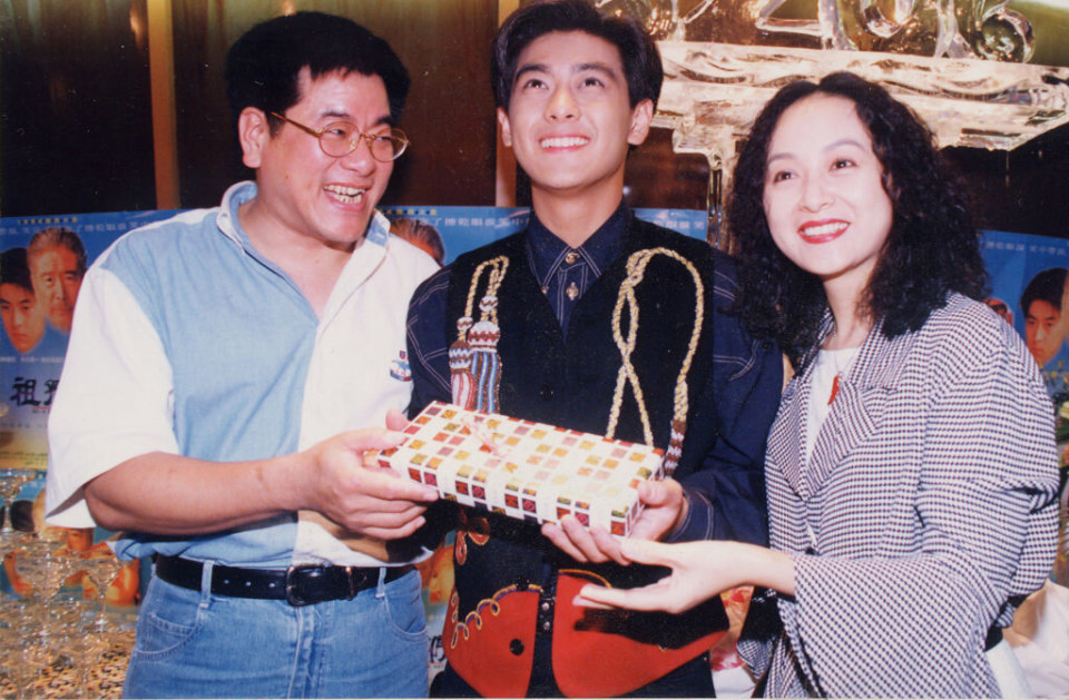 影视大佬吴敦离世，享年77岁，贾静雯 林志颖发文悼念_腾讯新闻