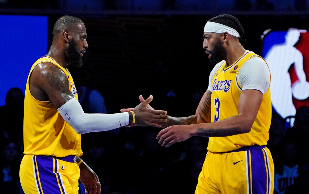 洛城华佗队也救不了灰熊伤停13人湖人笑纳大礼收官战成关键