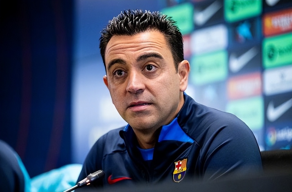 被进4球巴萨防守体系崩盘 输给本赛季大黑马 哈维执教能力太差_腾讯