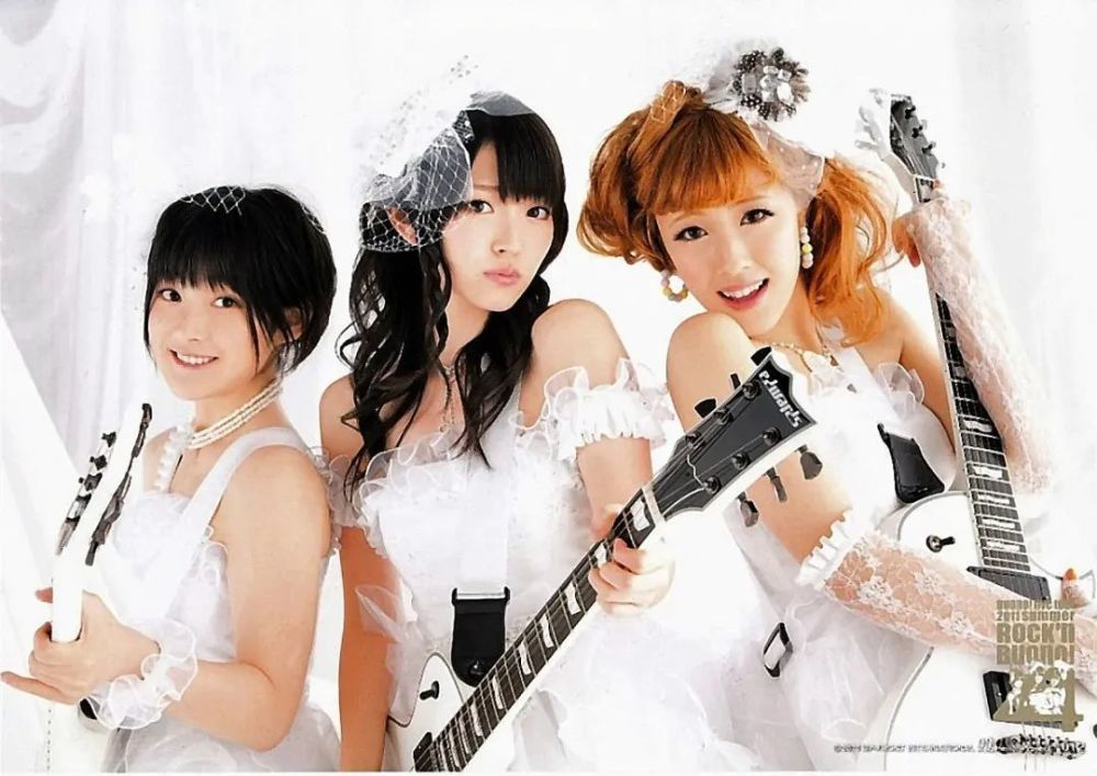 但目前,不管是内港台,韩国还是越南等地下偶像显露的地区,却大多未跳