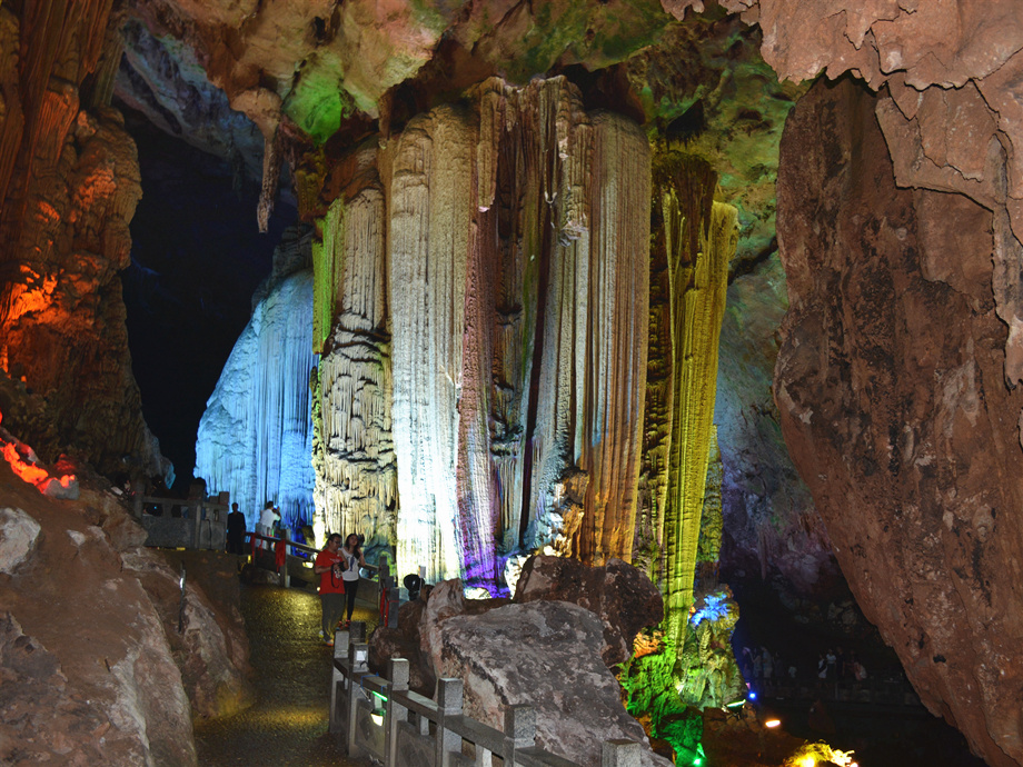 广西行:银子岩溶洞奇观