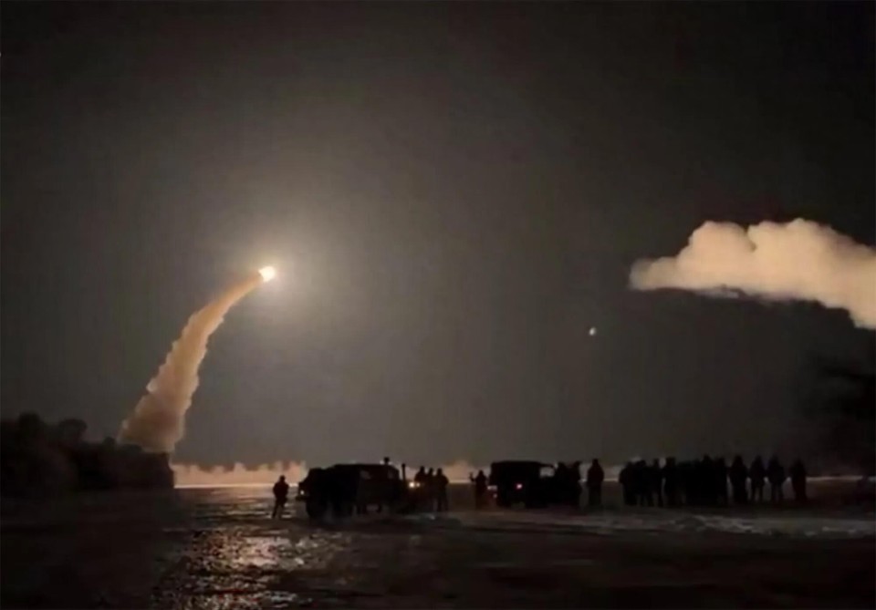 �ھ����͵��� Ϯ����1500���������������