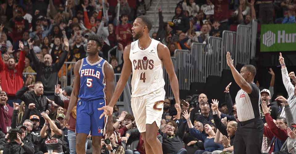 莫布利2011洛瑞236骑士险胜76人