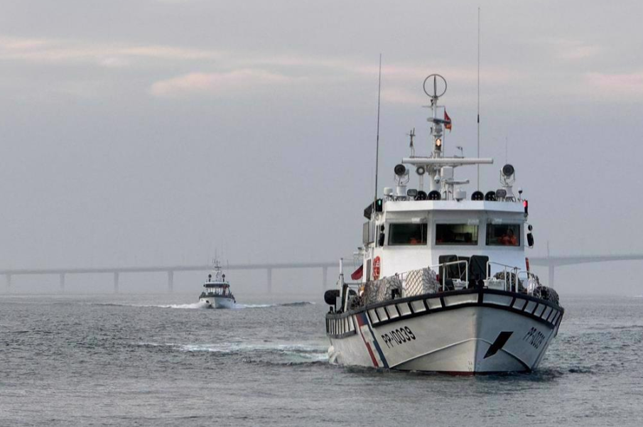 福建海警船进入金门,台海巡署承认撞翻大陆渔船,国台办回应来了_腾讯