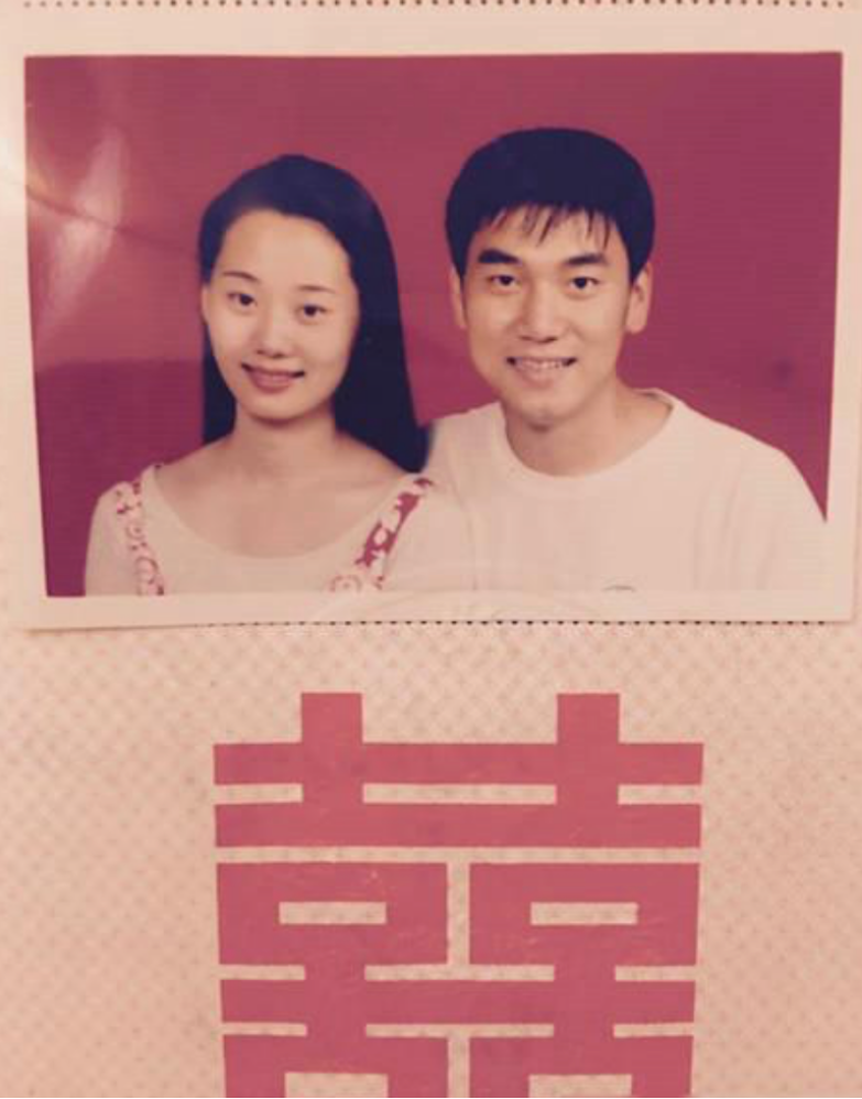 而林依轮愿意付出一切追求西华,不仅是因为她长得漂亮,家世好,家风好