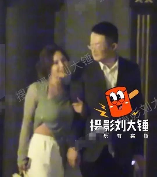 風(fēng)凰精選：澳門六彩149期現(xiàn)場直播姚笛自曝三年沒化妝：那些疑似插足、出軌的女星，境況大相徑庭