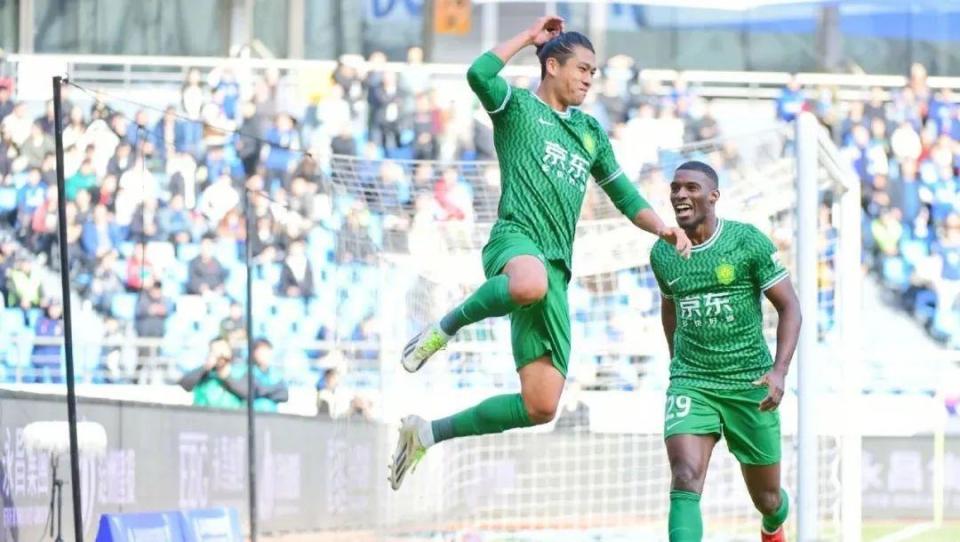 漏洞百出!苏圣贤的防守有多无能