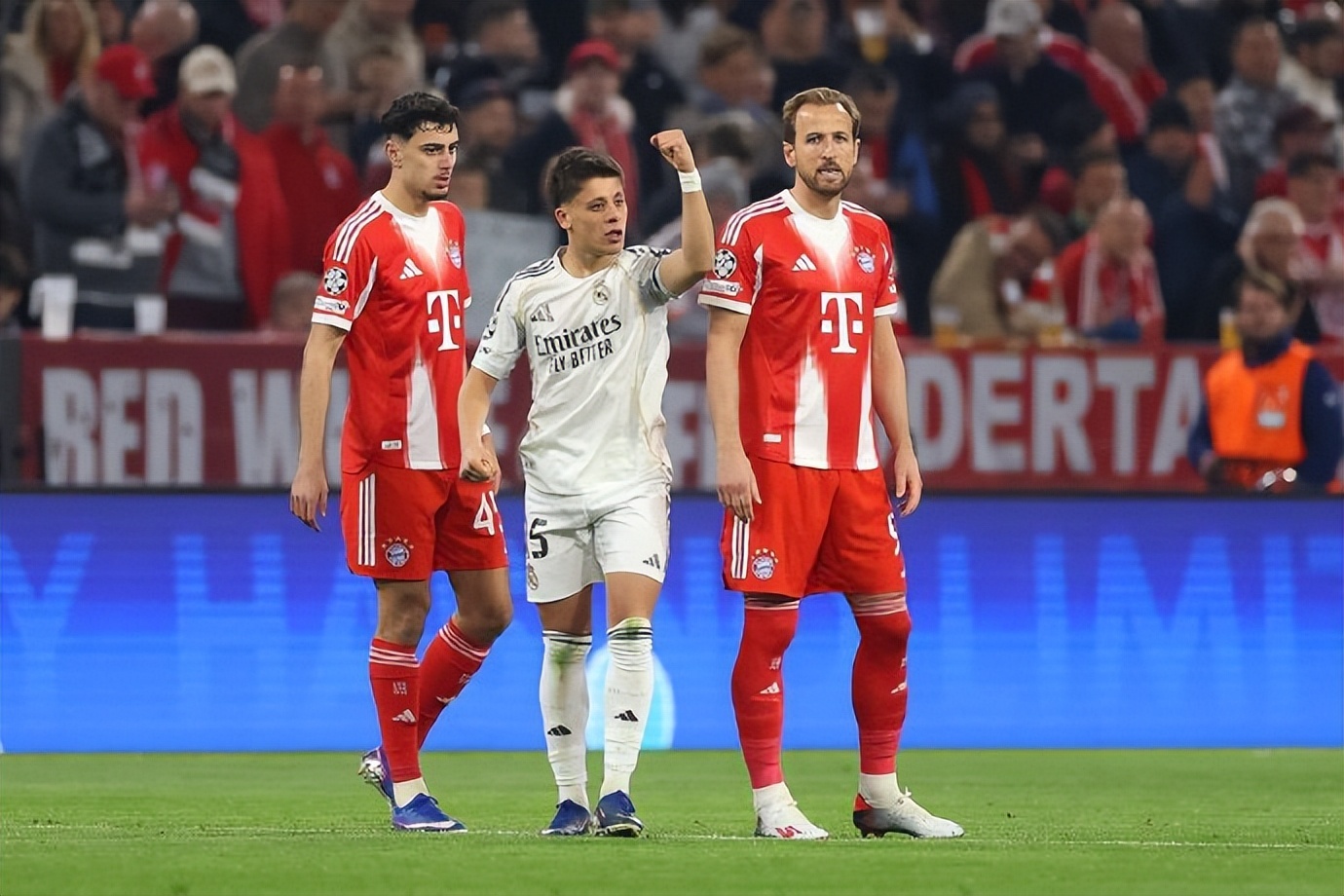 6:4！姆巴佩凱恩對轟齊破紀錄 迪亞斯絕殺 拜仁淘汰皇馬晉級4強 - 