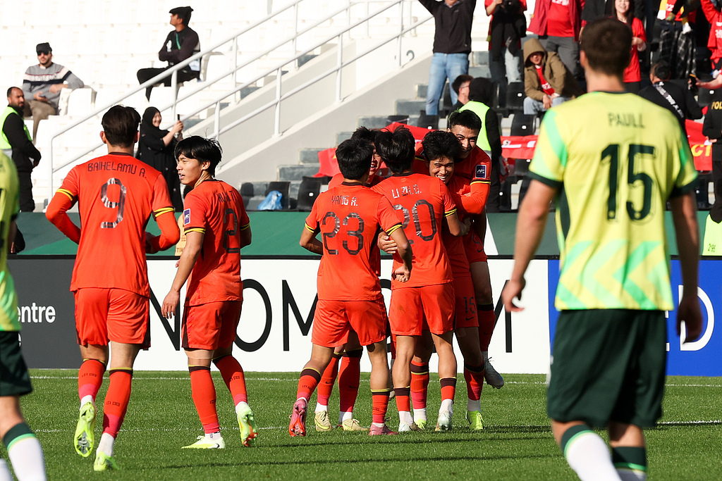 1-0！中國隊戰勝澳大利亞贏球三功臣，而一場1-1讓國足認清現實，末輪戰平泰國可出線 - 