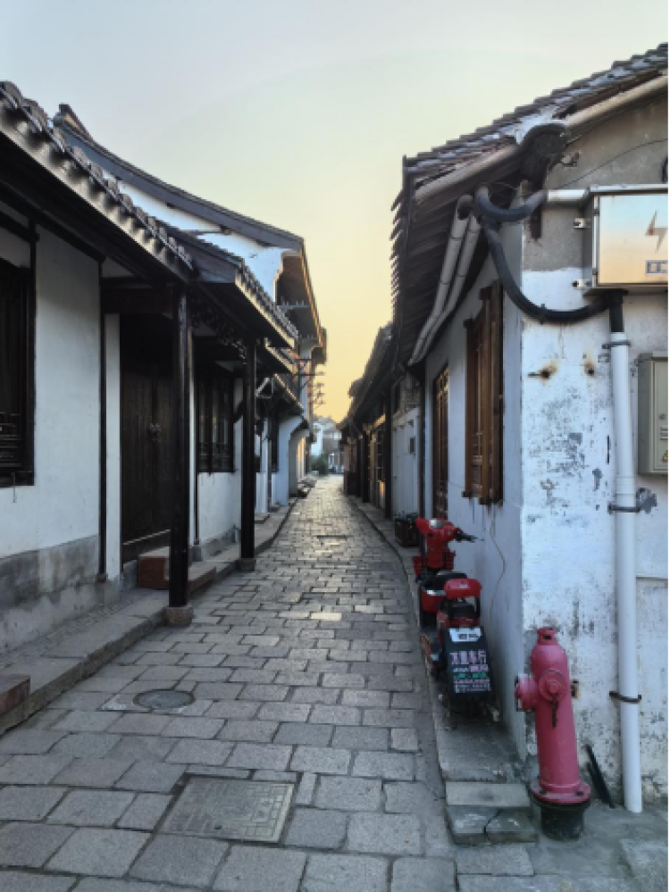 晨曦中游青溪老街_腾讯新闻