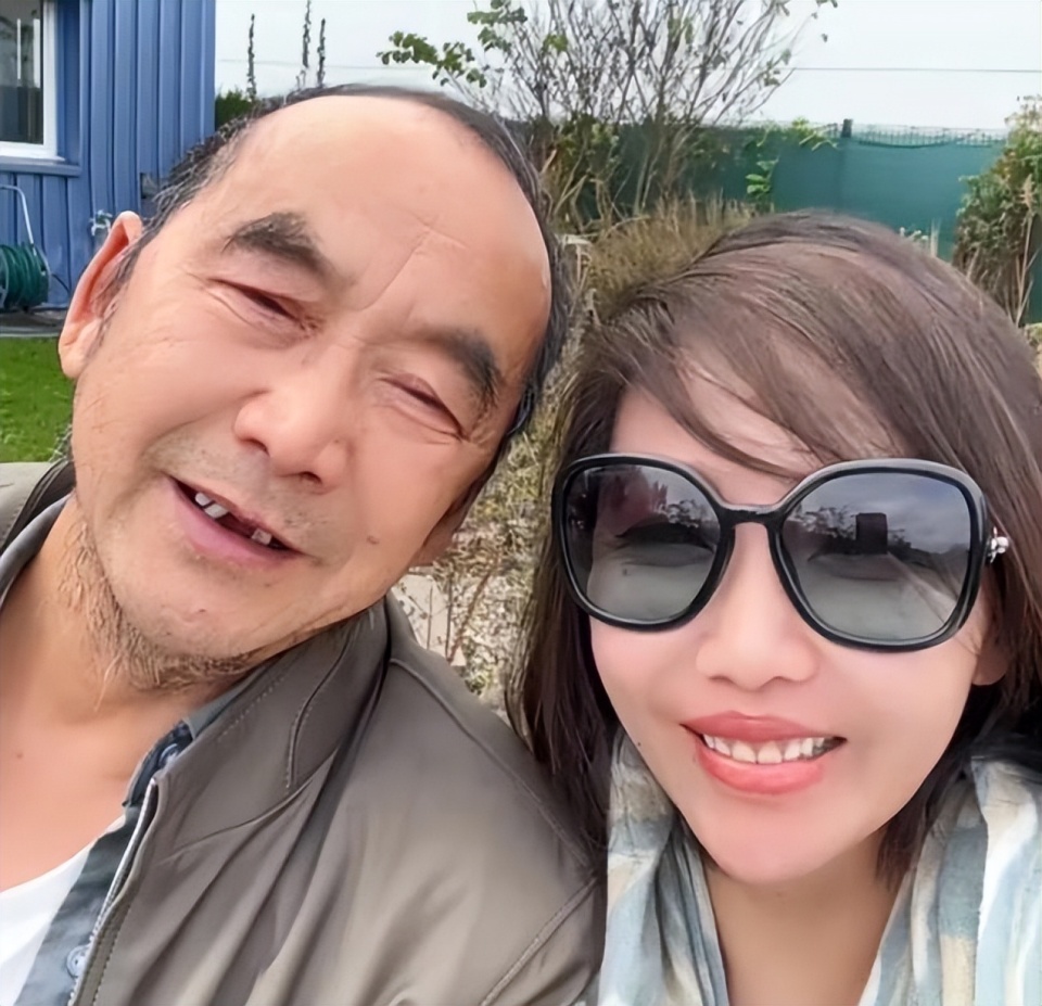 沙白的账号内容被清空，78岁父亲曾恳请她再陪他一年遭拒绝_腾讯新闻