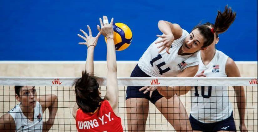 中国女排再出拦网高手,单场8次拦死美国,球迷怒赞:世界级副攻