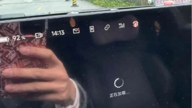 用不了4G网的老车们，正在被车企抛弃