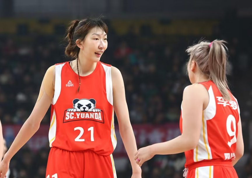 中國女籃集結衝奧楊舒予c位張茹一臉嚴肅春節對決3大勁旅搶位