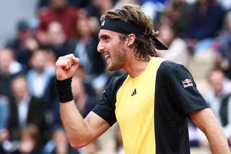 法网次轮上演"单反对决",感觉就像和自己打球的西西帕斯胜出