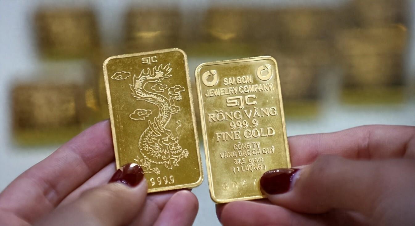 黄金价格再破历史纪录！越南金条价飙至1.65亿越盾，每月涨近8%-腾讯新闻