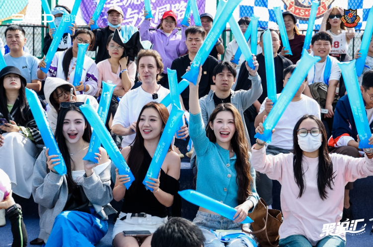 為熱愛加冕！2025比亞迪海洋超級足球聯賽12月7日完美收官 - 