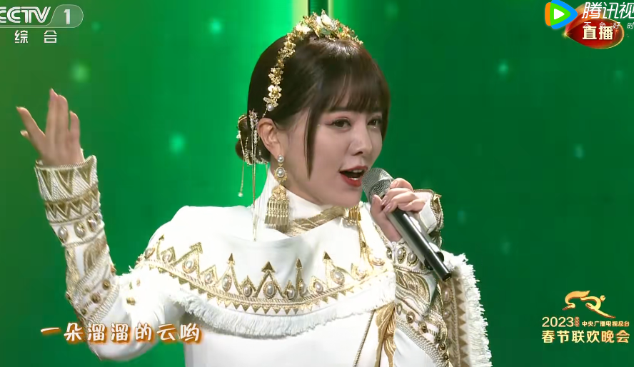 《兔年春晚》邓超动如脱兔,张尕怂太投入,阿兰被综艺之神眷顾