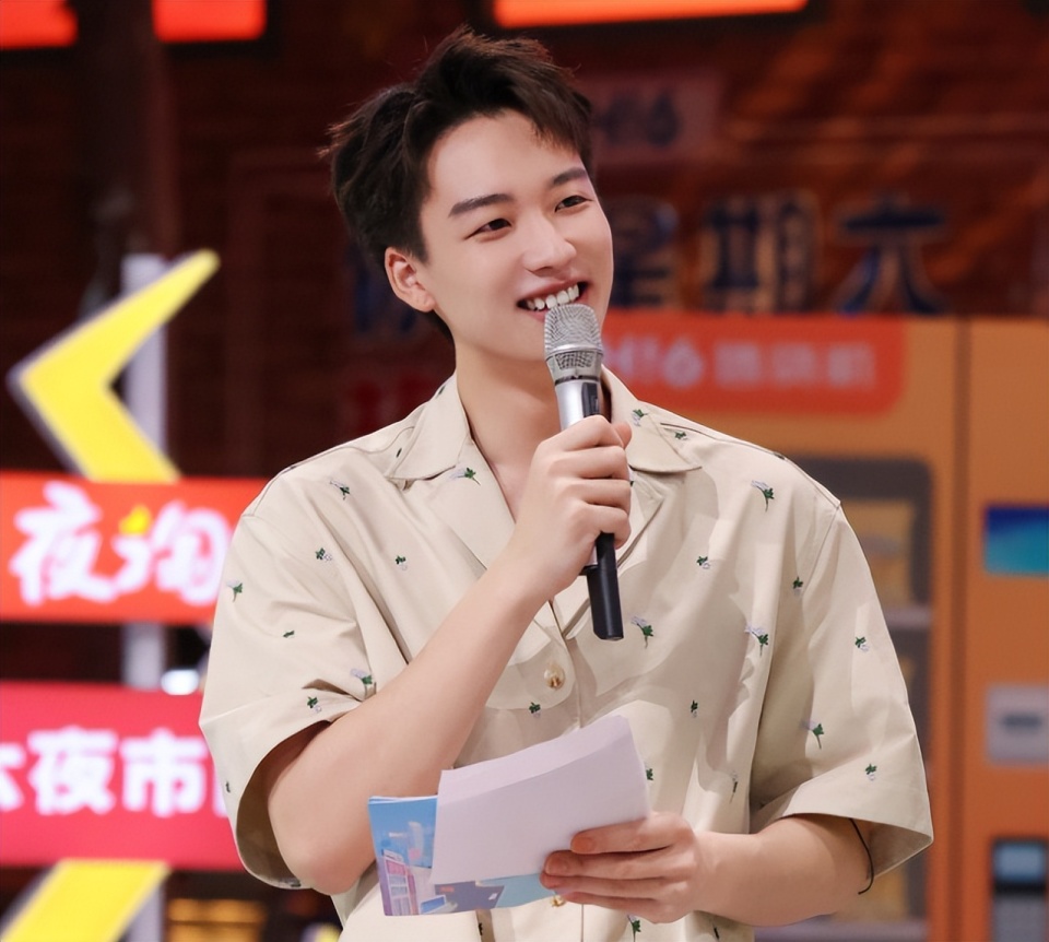 对张晚意"下狠手"的杨紫,让观众看清她的为人,《星期六》大火_腾讯