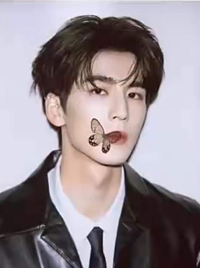 張凌赫撕拉片被疑P圖？攝影師回應：不能因為我拍得太好就說是P的 - 