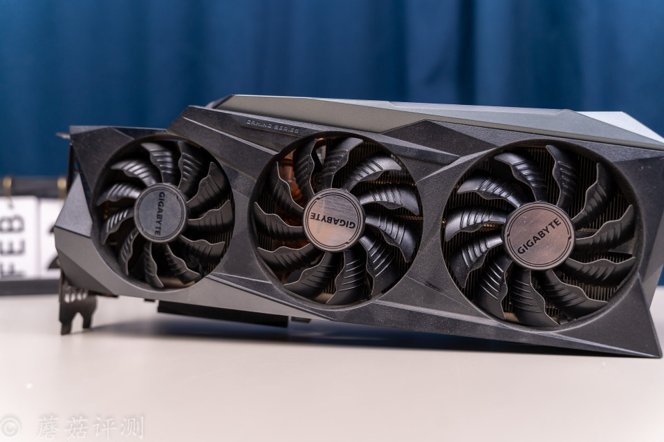 散热优秀还能再战技嘉魔鹰rtx3080ti显卡评测