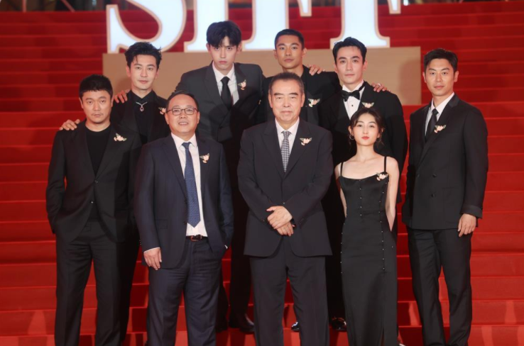 上海电影节,舒淇松弛,周冬雨身材好,胡歌吴磊拥抱,倪妮美_腾讯新闻