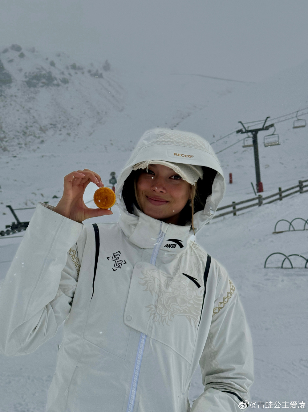 谷爱凌冰雪之约高清图片