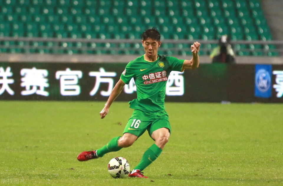 成都蓉城教练组迎来久违新面孔!曾是国安名宿,徐正源为此乐开花