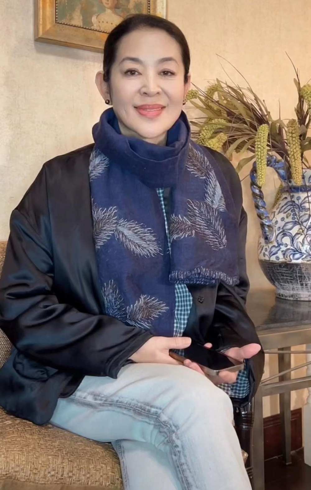 倪萍朱迅站c位,王冰冰比胡蝶番位高_腾讯新闻