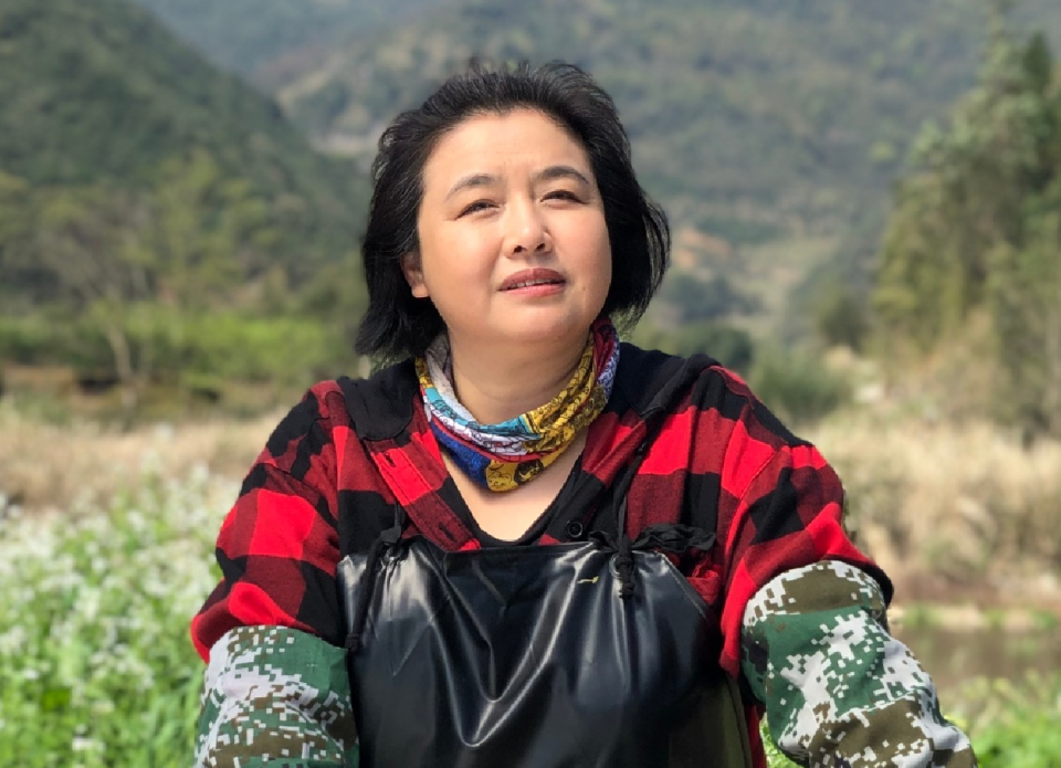 她，曾是大美人，今又胖又土，用演技证明自己，好心态让人敬佩_腾讯新闻