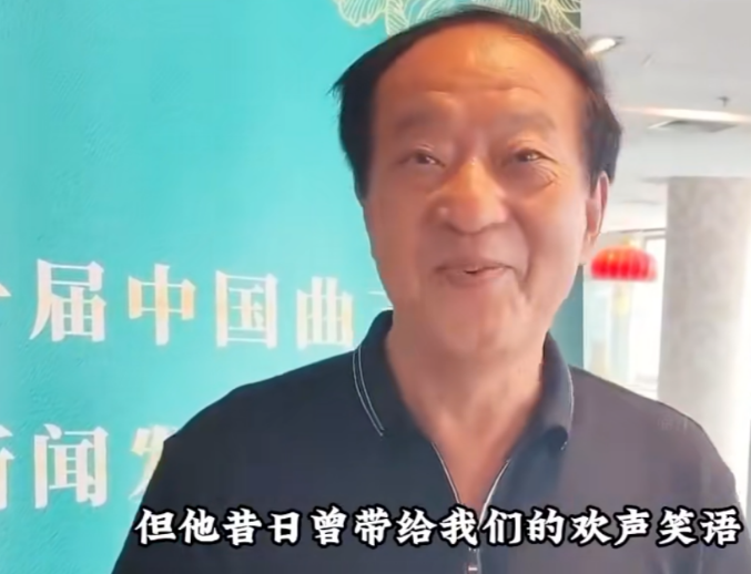 新浪財(cái)經(jīng)：香港馬會(huì)掛牌正版20186位老藝術(shù)家晚年生活：住破舊小區(qū)，喪妻住養(yǎng)老院，享天倫之樂