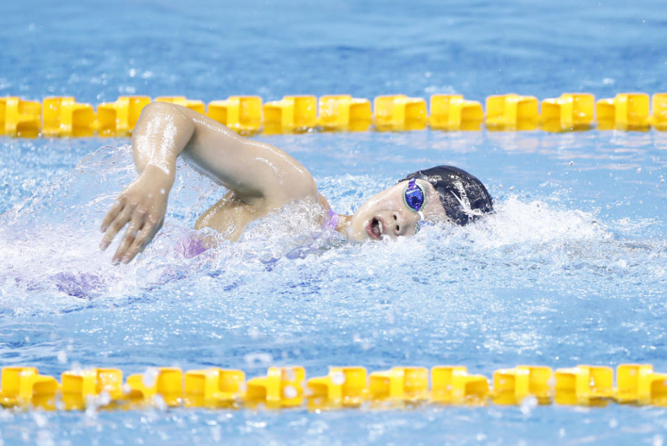 游泳冠军赛:李冰洁退赛仍获奥运资格,高唯中夺冠晋级奥运会